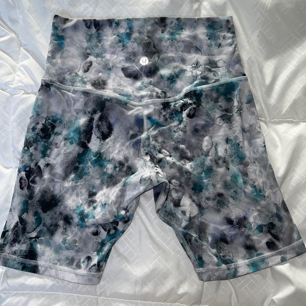 Lululemon align short 8”